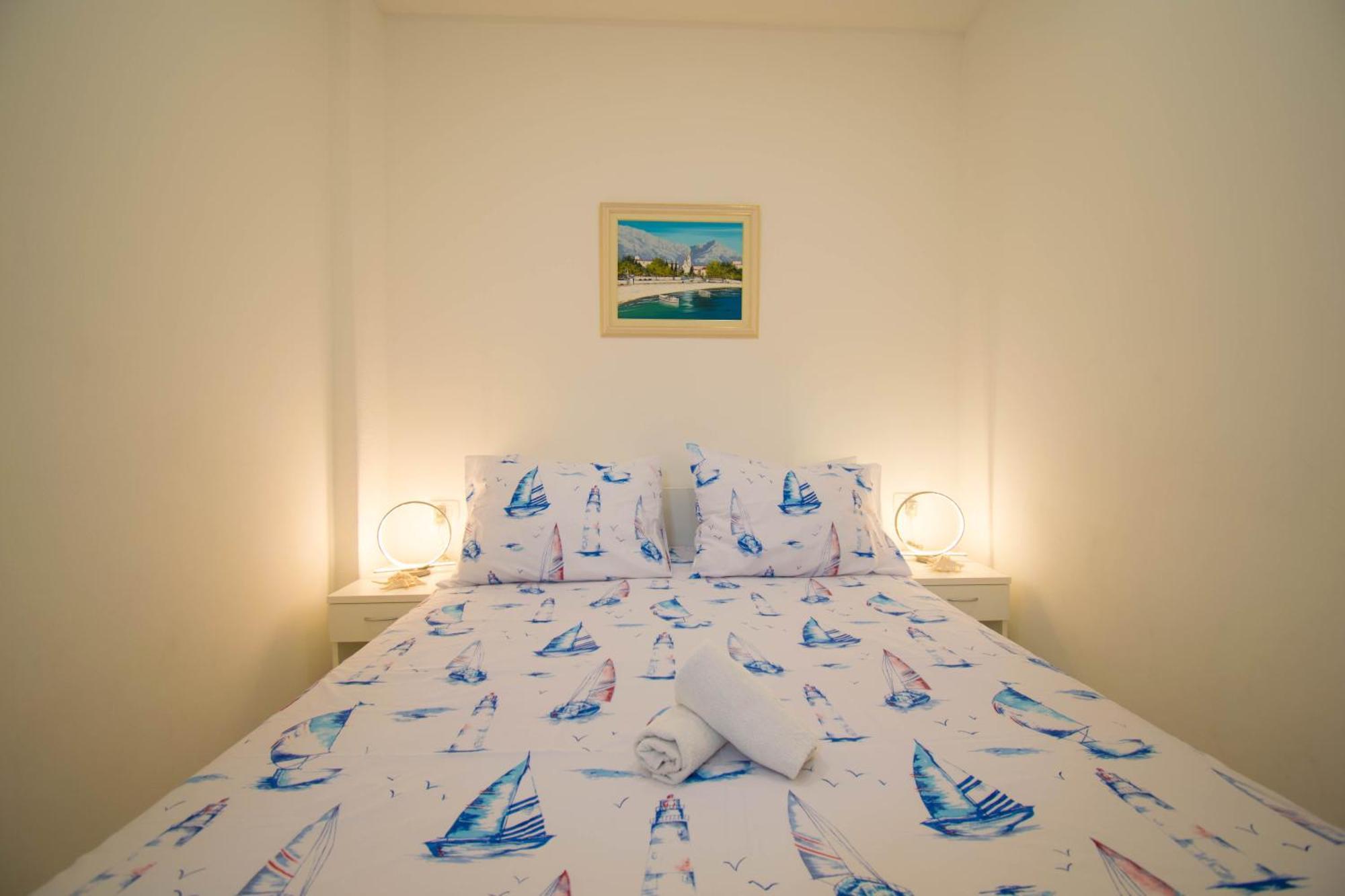 Apartments Manuela - Baska Voda Luaran gambar
